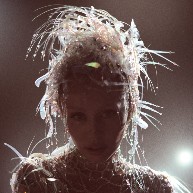 Apocalypse Party: Miley Cyrus Turns Doomsday into a Dancefloor on “End of the World”